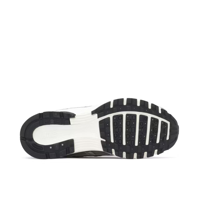 Nike P-6000 'Metallic Silver'