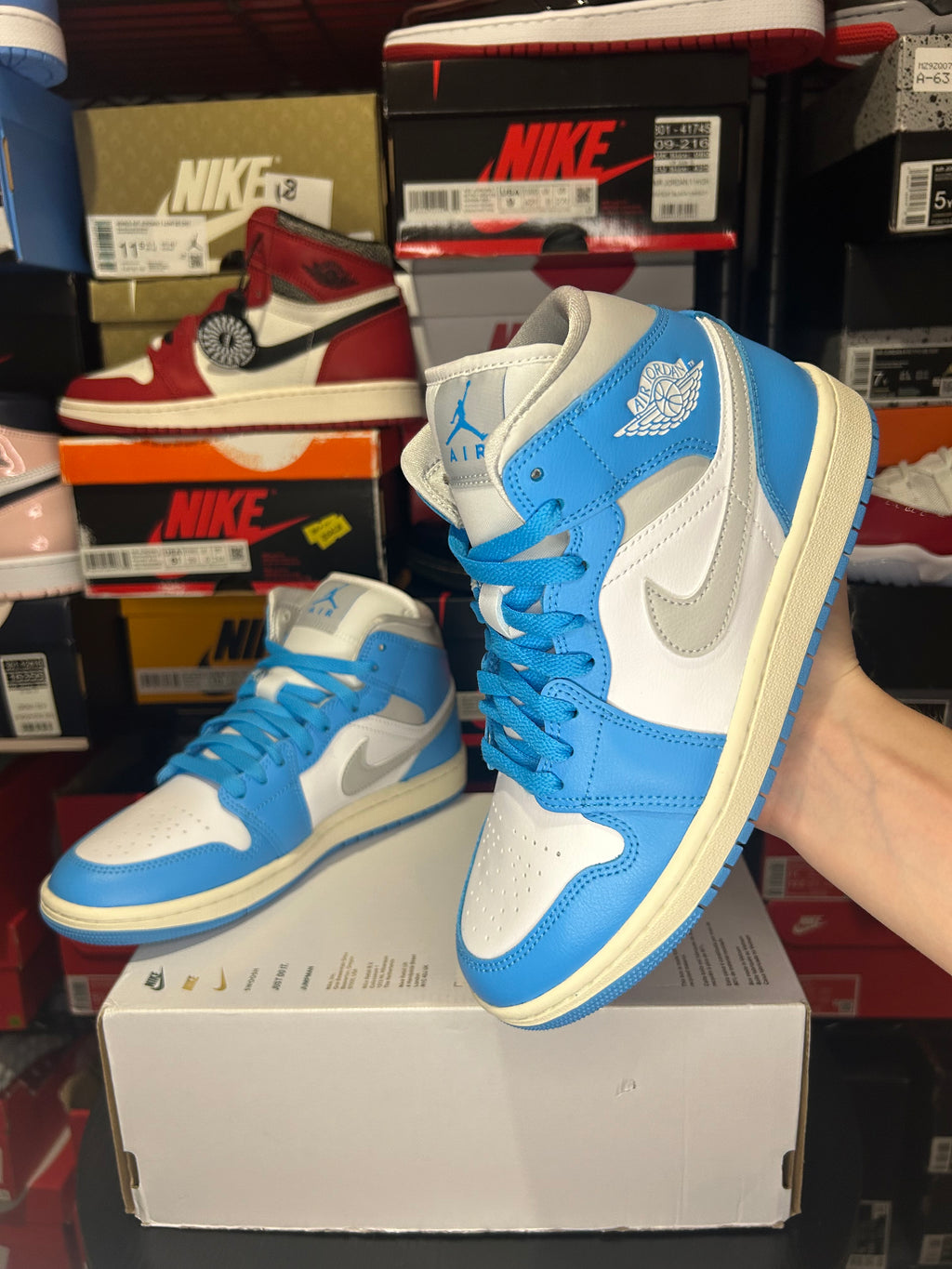 Air Jordan 1 Mid ‘Powder Blue/Neutral Grey’ No Box Lid