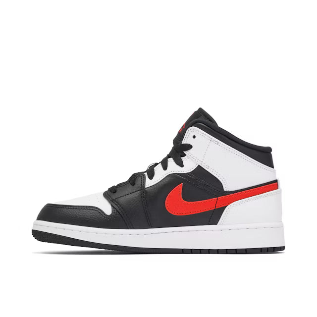 Air Jordan 1 Mid 'Chile Red'