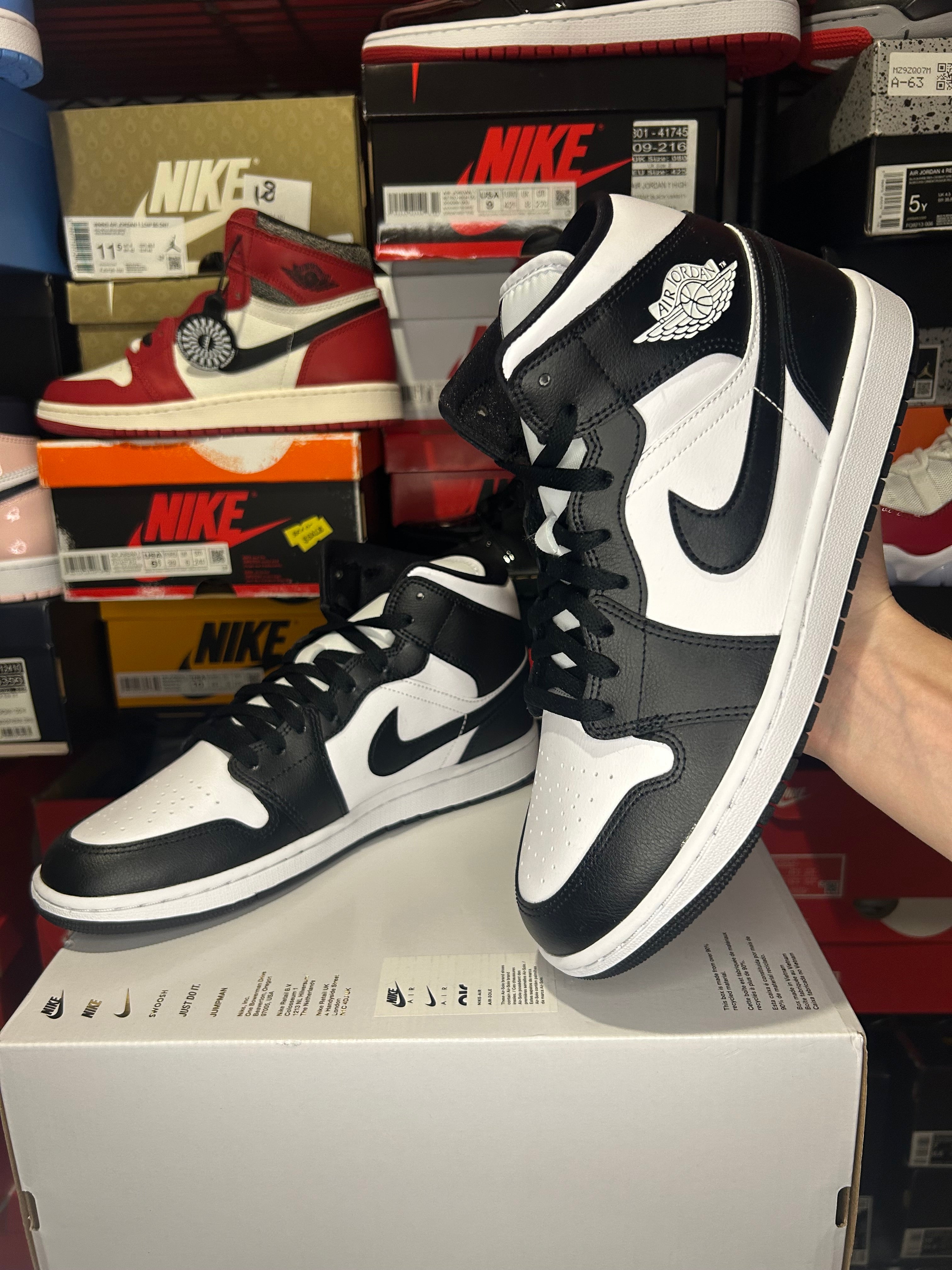 Air Jordan 1 Mid ‘Black/White’ No Box Lid