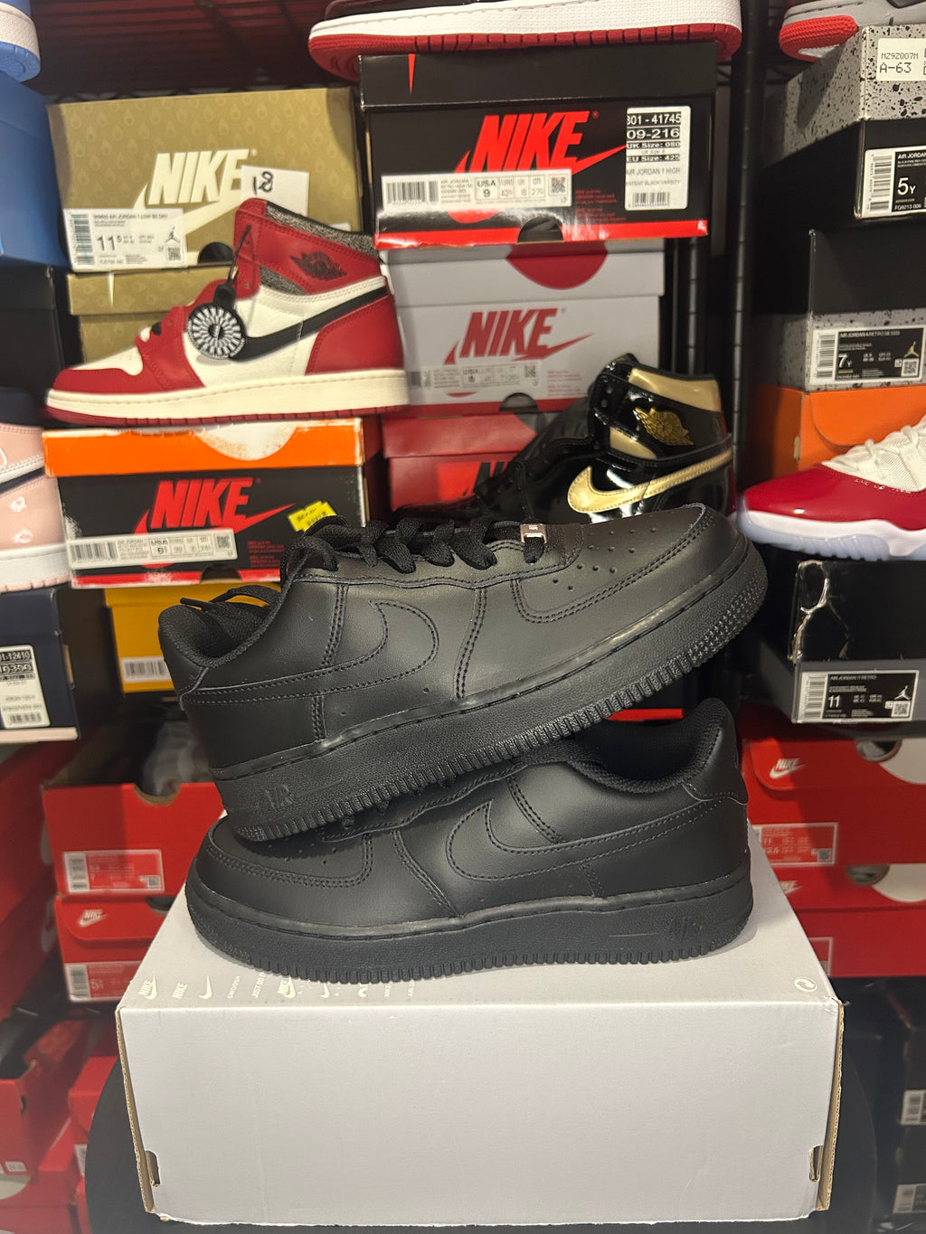 Nike Air Force 1 ‘Triple Black’ No Box Lid