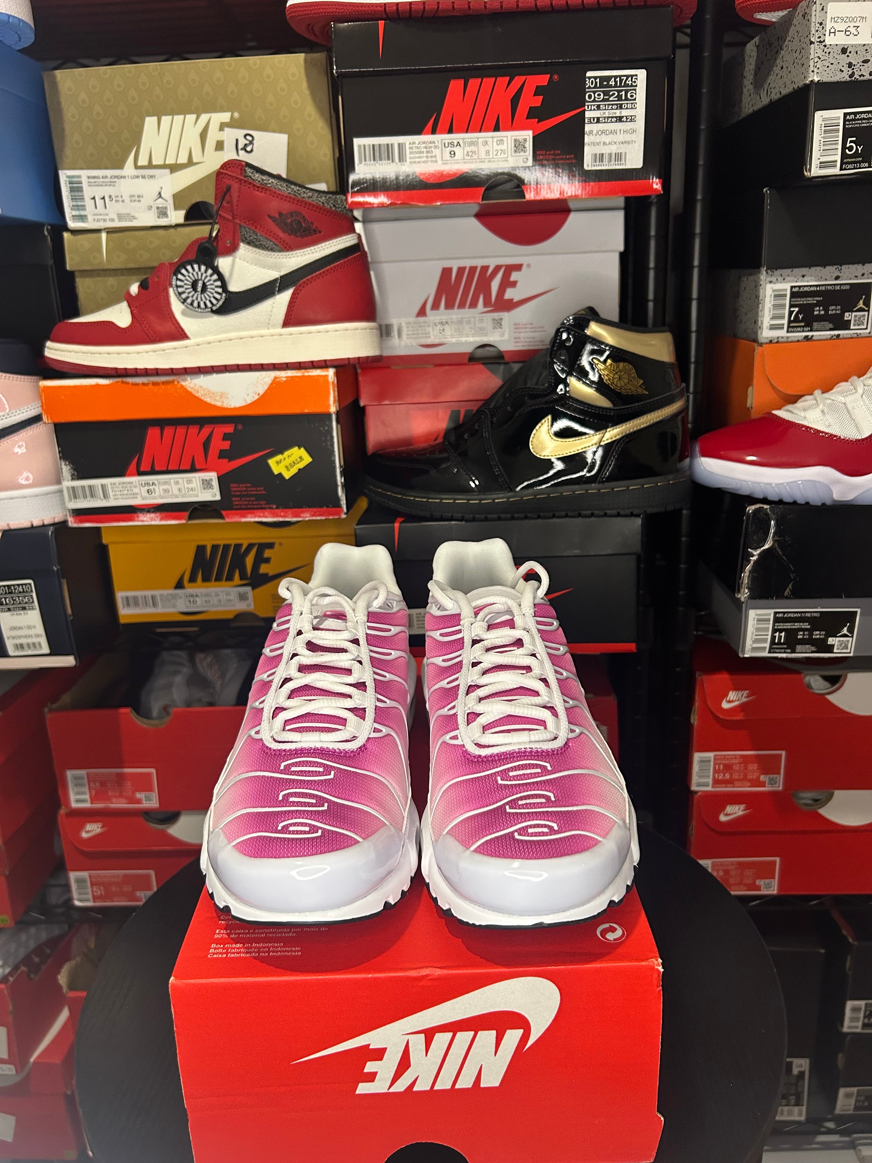 Nike Air Max Plus TN ‘White/Fire Pink’ No Box Lid