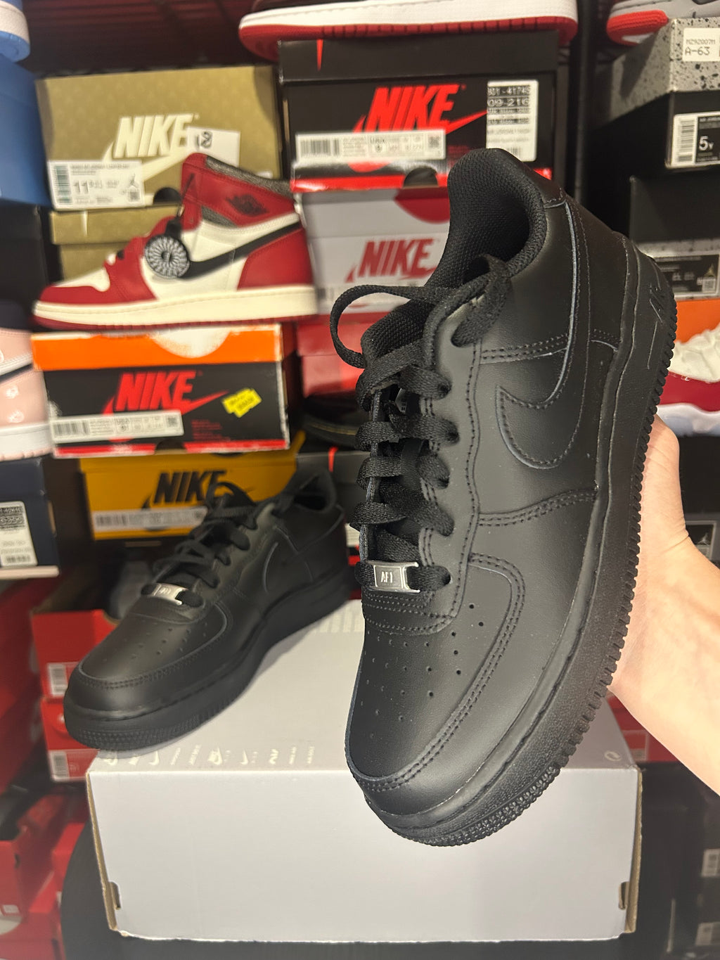 Nike Air Force 1 ‘Triple Black’ No Box Lid