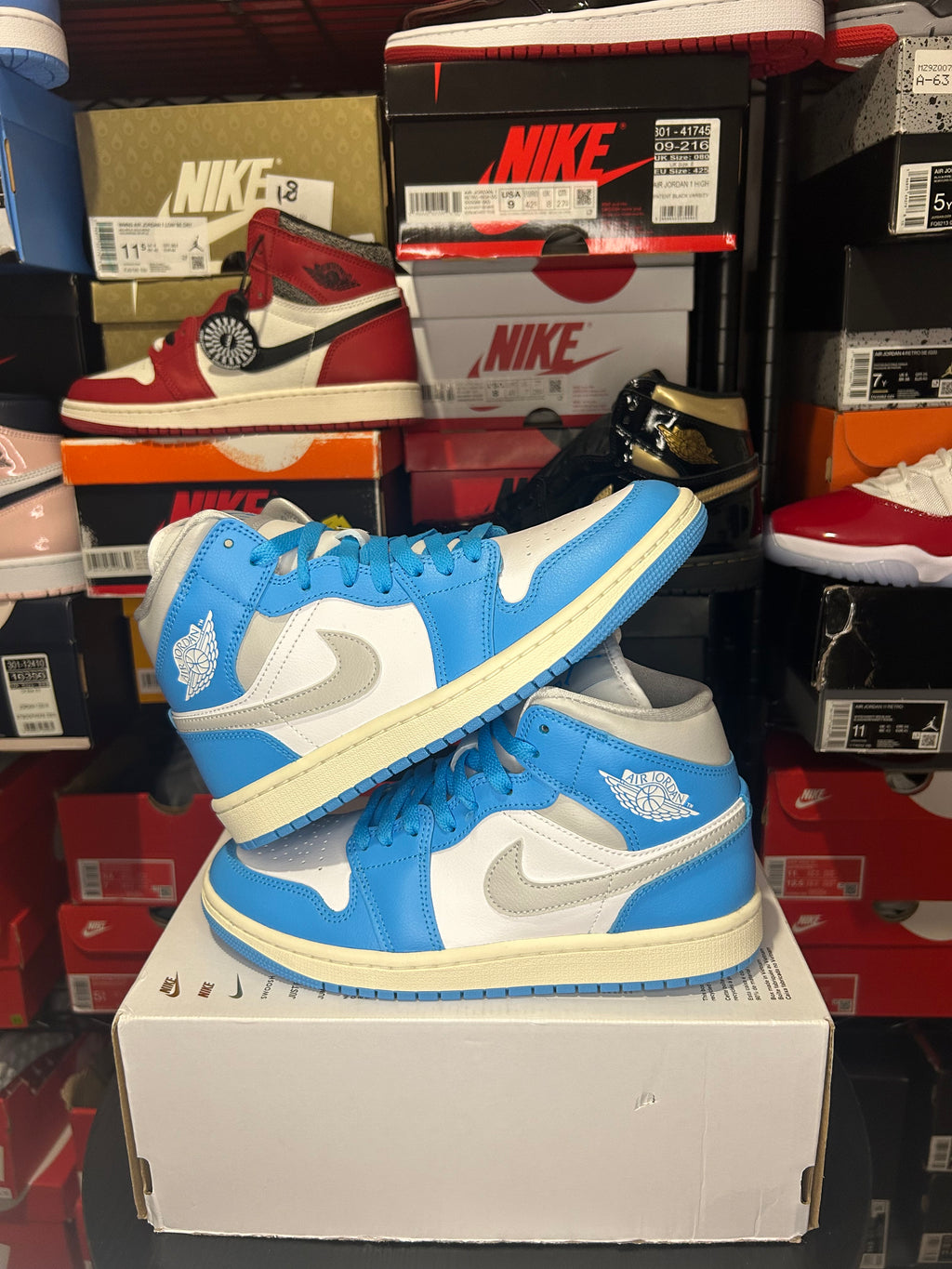 Air Jordan 1 Mid ‘Powder Blue/Neutral Grey’ No Box Lid