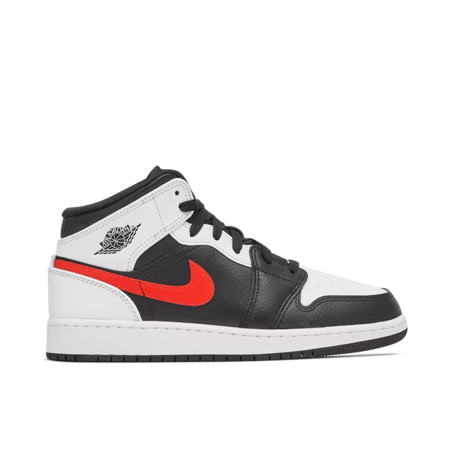 Air Jordan 1 Mid 'Chile Red'