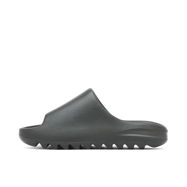 Yeezy Slides 'Dark Onyx'