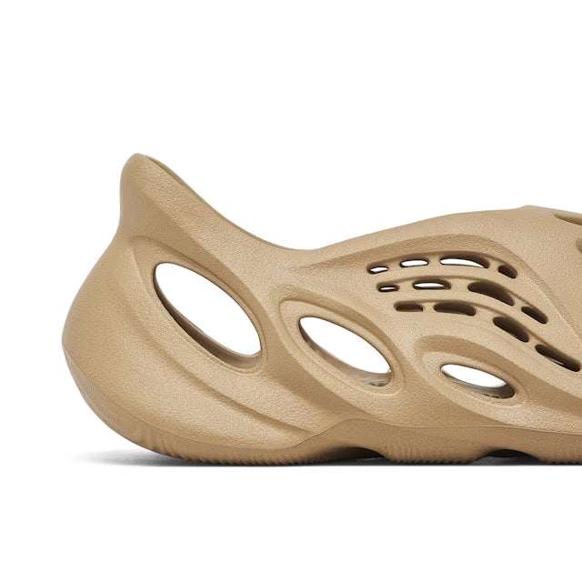 Yeezy Foam Runner 'Clay Taupe'